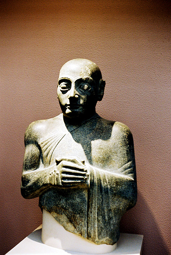 7a - Lagash high-priest & king, Gudea, giant Nephilim 2/3rds divine mixed breed son-king of alien goddess Ninsun, these son-kings were protected by the gods, power was given & taken away by the gods