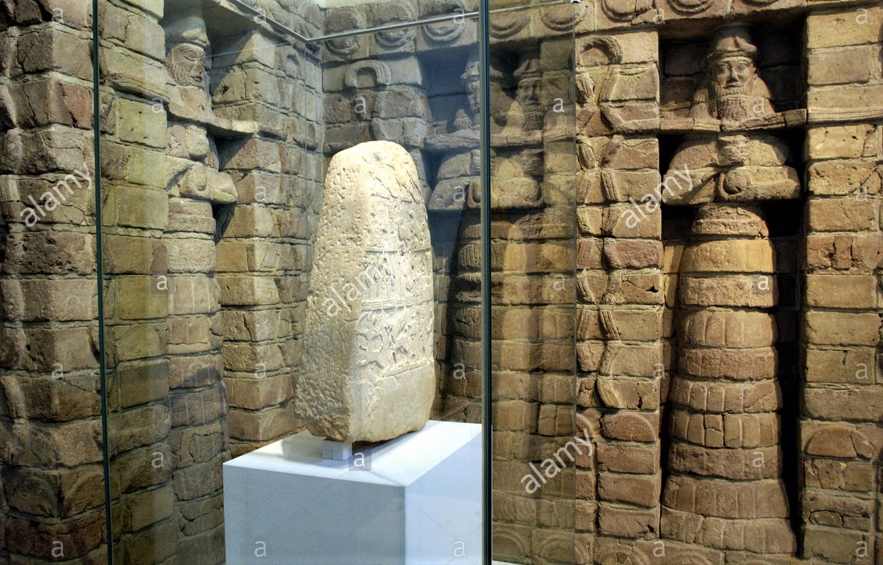 1 - Babylonian inside wall & kudurru stone, great example of dynamic size & strength of the alien ancient giants